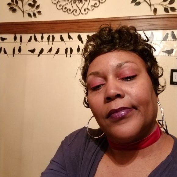 Meet your Posher, Sheila - Picture 6 of 6